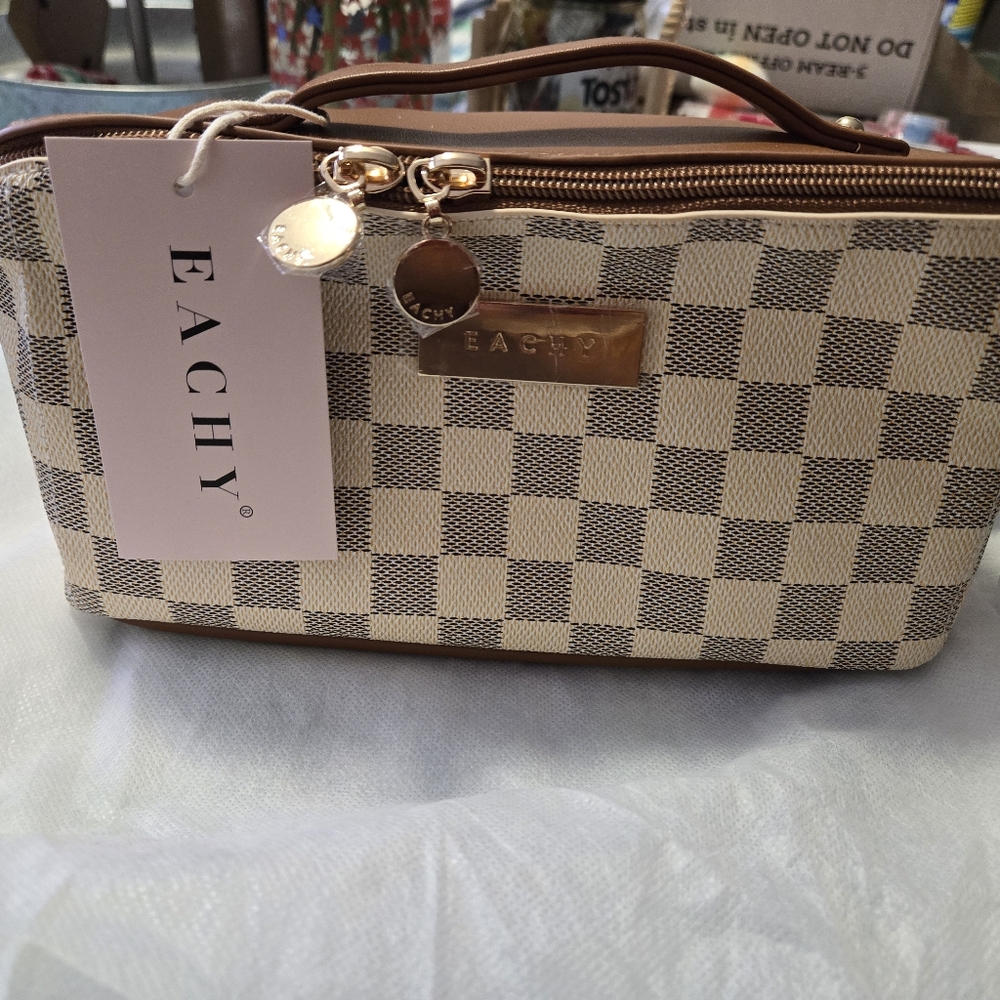 EACHY Checkered Tan and Brown Women's Bag